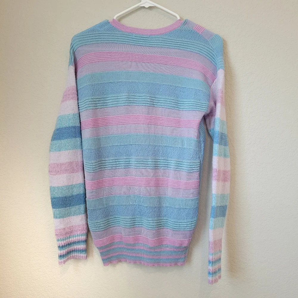 Tularosa Kinsley  XS Sweater pastel colors - Picture 2 of 9